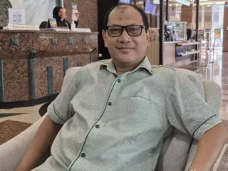 Gudang Penuh Persediaan = Swasembada Beras?