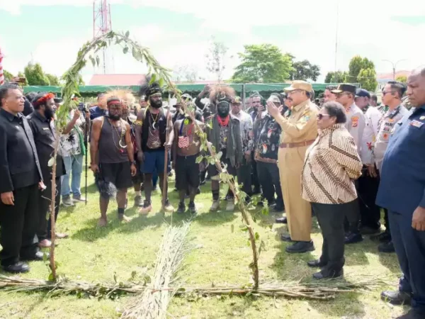 Wamendagri Ribka Haluk Turun Langsung Kawal Perdamaian Konflik Suku di Wamena