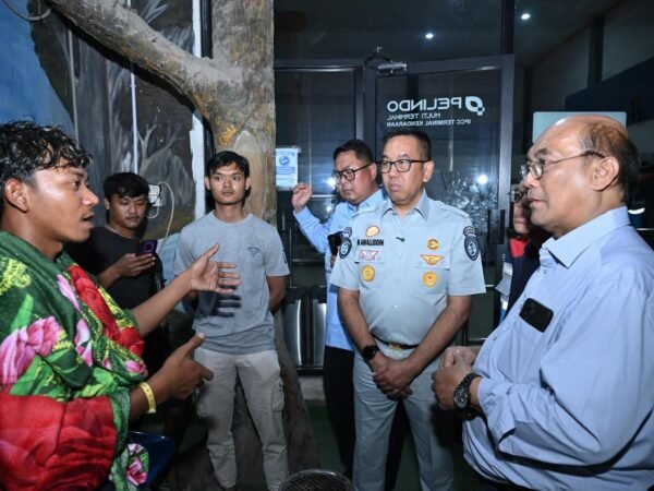 Dirut dan Dirops Jasa Raharja Tinjau Langsung Penanganan Korban KM Virgo Transport 8  
