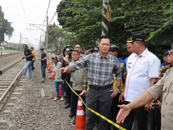 Dampingi Menko AHY Tinjau Infrastruktur, Wali Kota Bekasi Pastikan Percepatan Pembangunan Flyover Bulak Kapal